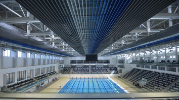 Un bazin olimpic nou amenajat