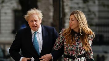 Primele imagini de la nunta secretă a premierului britanic Boris Johnson și Carrie Symonds