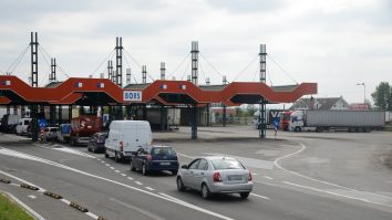 Cum va fi organizată vaccinarea în aeroporturi și vămi pentru românii care vin în țară doar să se imunizeze