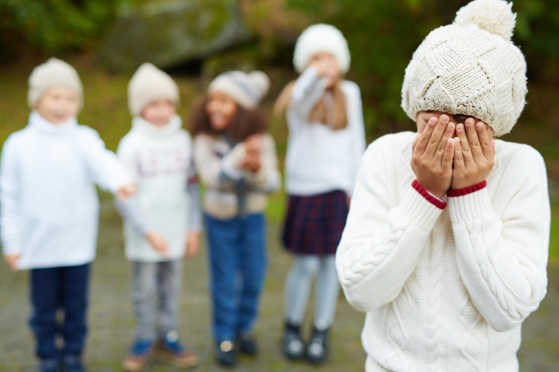 Elevii care au avut SARS COV-2, stigmatizați de colegi. Cum interpretează copiii această boală