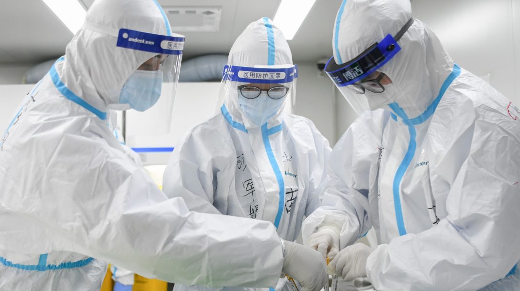 STUDIU: COVID-19 poate infecta țesutul penisului și poate cauza disfuncție erectilă