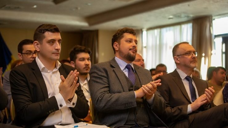 George Simion, Claudiu Târziu și Sorin Lavric.