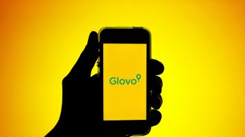 Glovo își cumpără concurența. Platformele vor continua să funcționeze independent