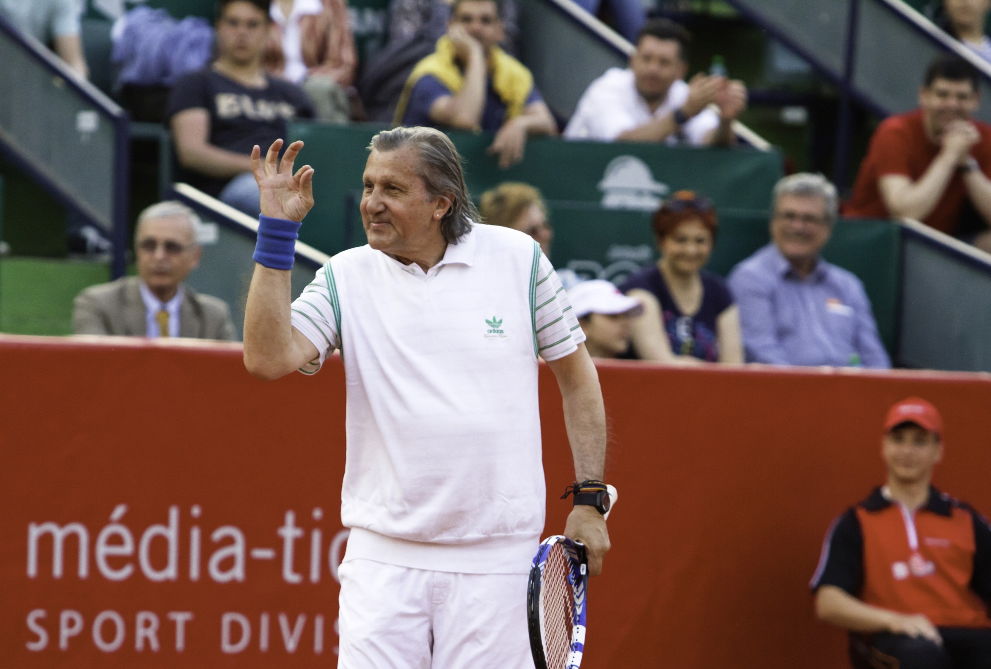Ilie Năstase i-a cerut lui Nicușor Dan să-i construiască propria statuie: „România nu acordă niciun respect campionilor!”