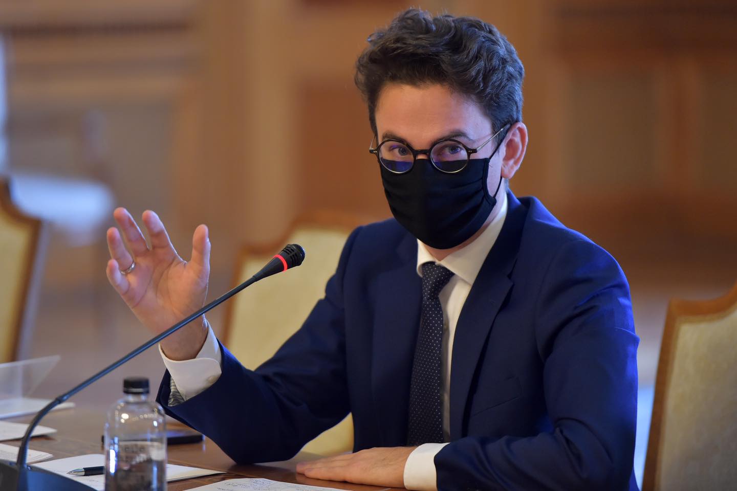 Deputat USR PLUS: Să-l declarăm non grata pe ambasadorul Belarusului la Bucureşti