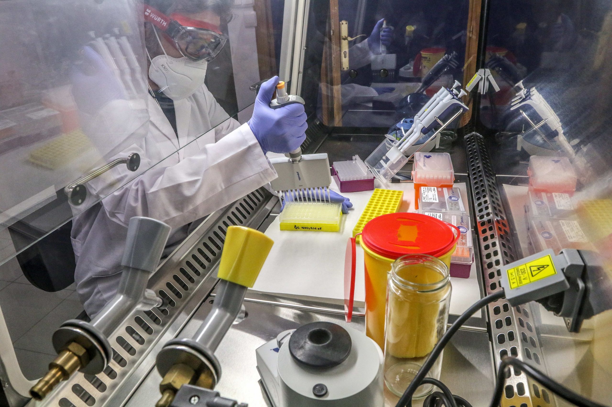 Cum poți afla cât de eficient este serul cu care te-ai vaccinat?