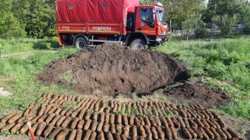 FOTO. Muniție de război descoperită din întâmplare într-un sat din județul Iași
