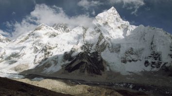 Alpiniști români, îngropați de o avalanșă pe Himalaya. Încercau să realizeze o premieră mondială
