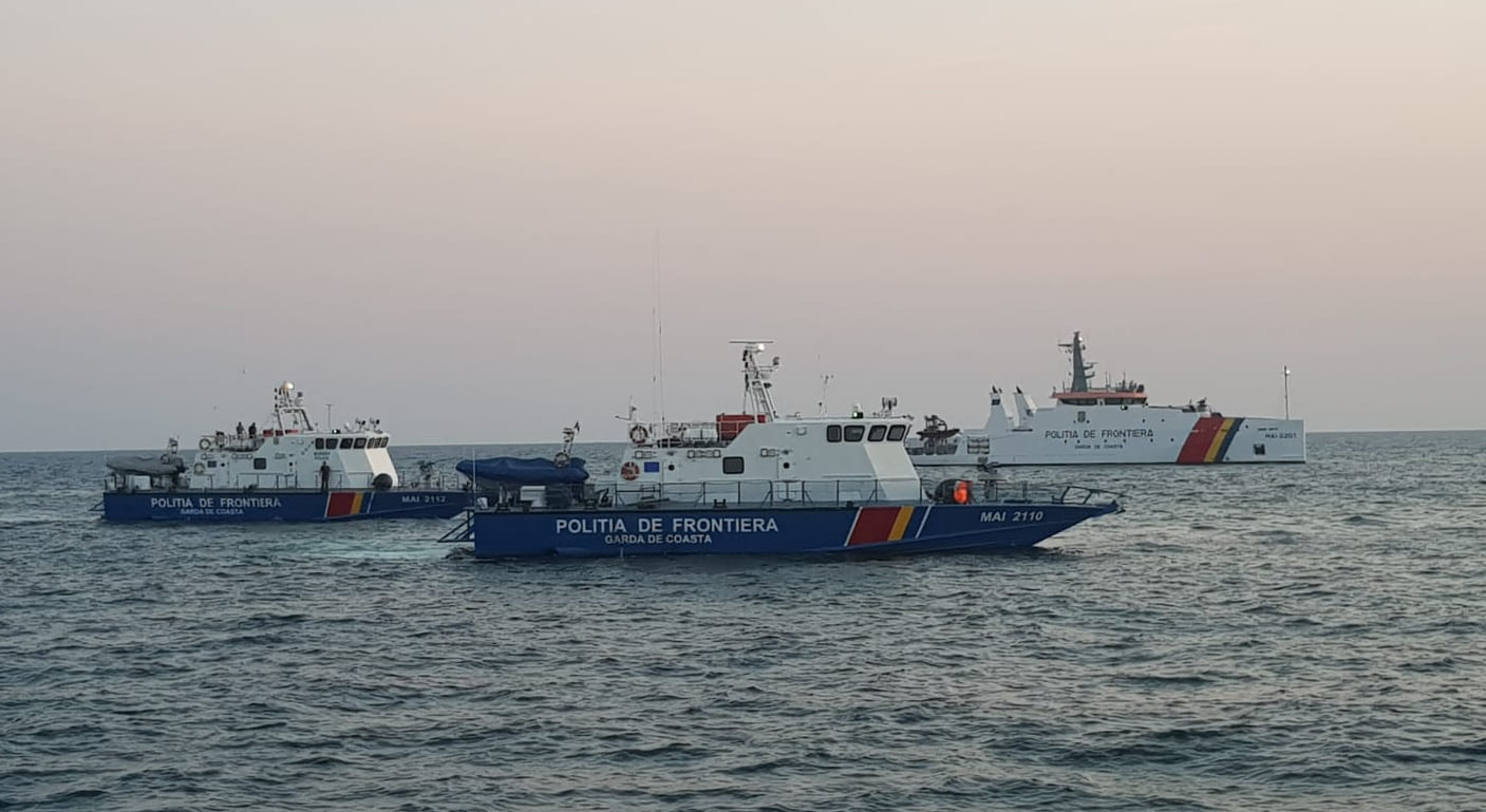 Pescador dispărut în Marea Neagră. Trei membri ai echipajului au fost găsiţi morţi