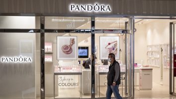 Pandora renunță la diamantele din mină. Ce fel de pietre prețioase va folosi compania de bijuterii