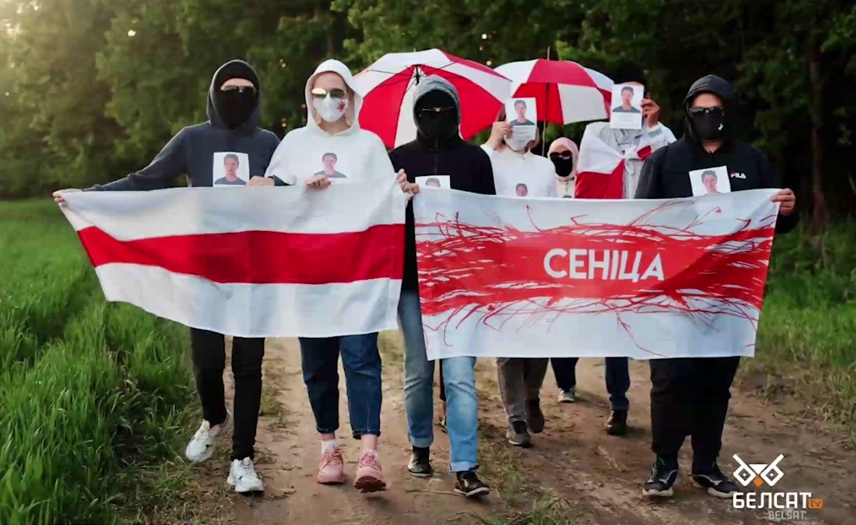 Protestele din Belarus nu se opresc. Zeci de persoane mascate au cerut libertate pentru Roman Protasevici