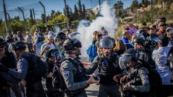 Sute de răniți la Ierusalim, în urma ciocnirilor dintre poliția israeliană şi palestinieni