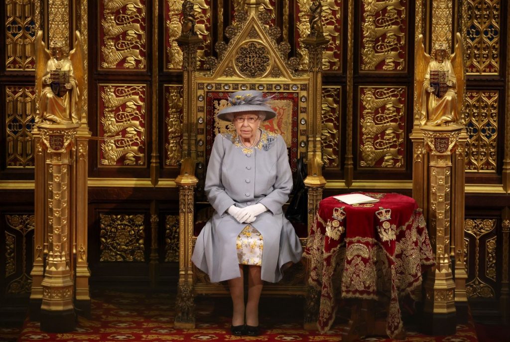 Regina Elisabeta, prima apariție oficială majoră, după moartea prințului Philip. Discursul suveranei. VIDEO
