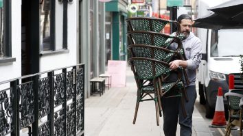 Țara care elimină complet restricțiile împotriva COVID. „Este timpul să ne întoarcem la o viață normală”