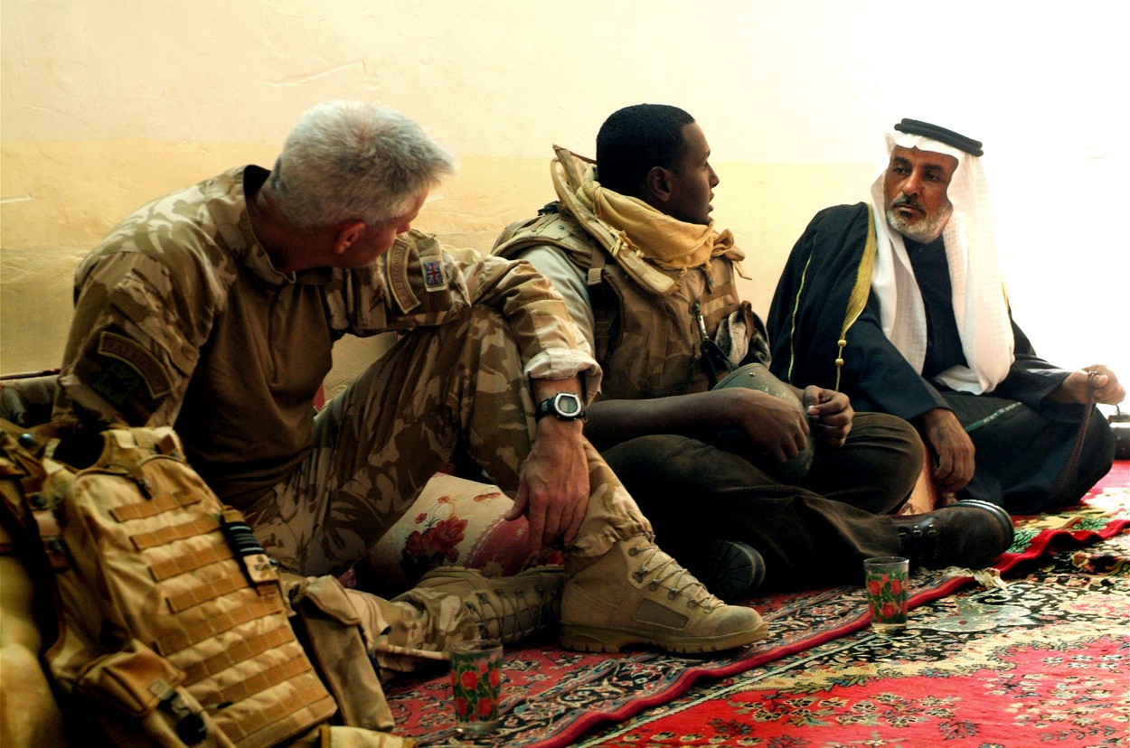 Translatorii afgani care au lucrat pentru trupele NATO au devenit ținta talibanilor: „O să vă omorâm pe toți, băieţi”