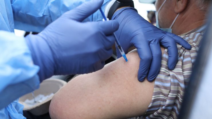 vaccinare impotriva covid.