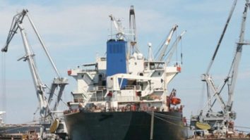 Cum au ajuns 2 milioane de români investitori la cel mai mare transportator de mărfuri pe Dunăre