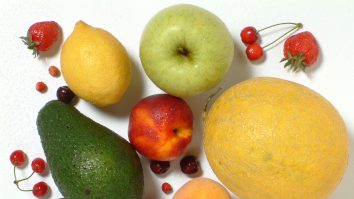 STUDIU. Un măr pe zi chiar ține doctorul departe. Consumul a două porții de fructe pe zi reduce riscul de diabet tip 2 cu 36%