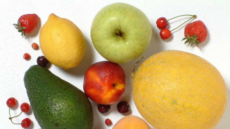 STUDIU. Un măr pe zi chiar ține doctorul departe. Consumul a două porții de fructe pe zi reduce riscul de diabet tip 2 cu 36%