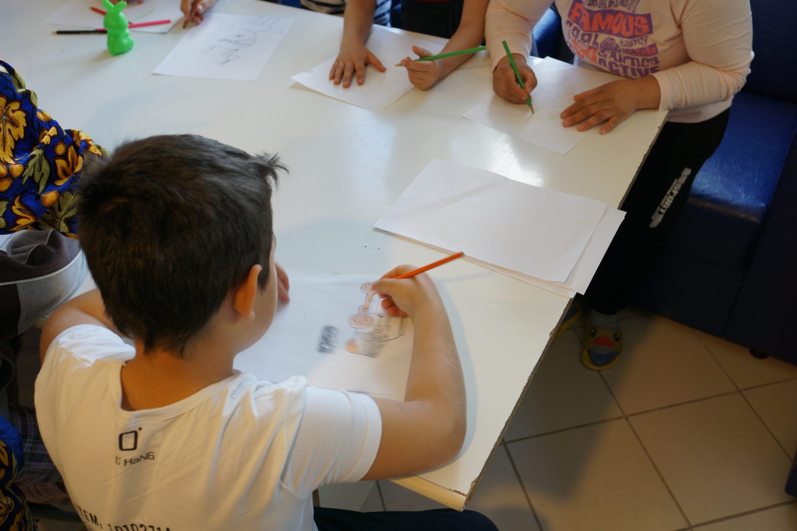 Sorin Cîmpeanu propune desfășurarea școlii și în centrele sanitare. Expert: „Și copiii din spitale ar trebui să aibă acces la educație de la distanță”