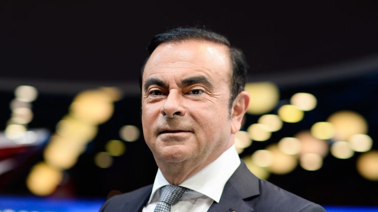 Tatăl și fiul care l-au ajutat pe fostul CEO al Renault-Nissan să fugă ilegal din Japonia au pledat vinovaţi