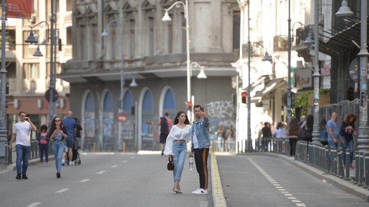 Bucureștiul se apropie de scenariul roșu. Rata de infectare a crescut azi la 2,91 la mie