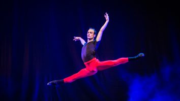 Sute de balerini din 20 de țări luptă pentru un job la Opera din Iași. Salariul oferit