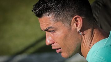 EURO 2020. Pierderi de 4 miliarde de euro după gestul lui Cristiano Ronaldo de la conferința de presă: „Beți apă!”