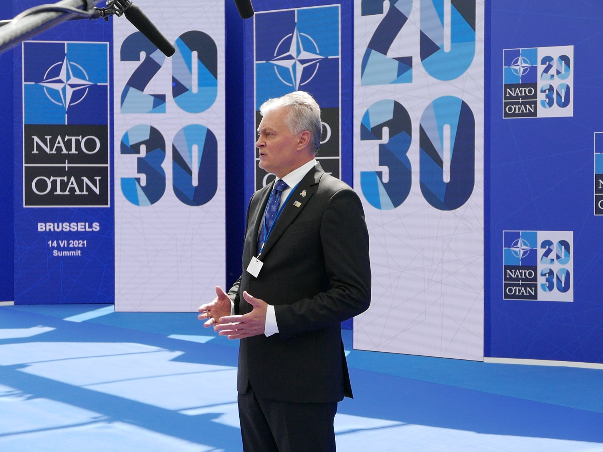 Președintele Lituaniei le-a spus liderilor NATO că Rusia încearcă să „înghită” Belarusul