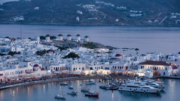 Turismul din Grecia nu şi-a revenit. Antreprenorii dau vina pe guvern: „Nu a acţionat cum trebuie”