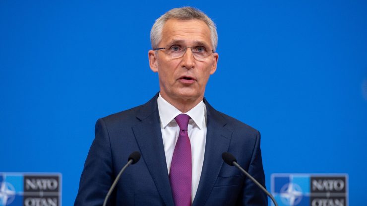 Secretarul general NATO, Jens Stoltenberg, într-o conferință de presă.