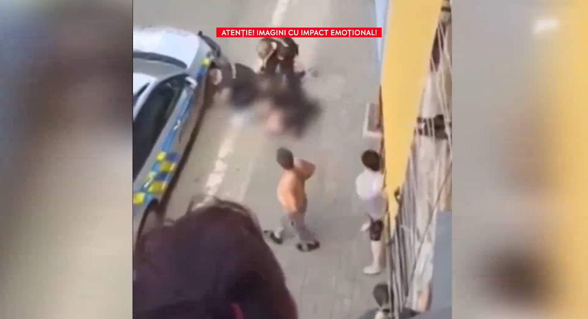 Un caz „George Floyd” în Cehia. Un polițist a stat cu genunchiul pe gâtul unui bărbat de etnie romă