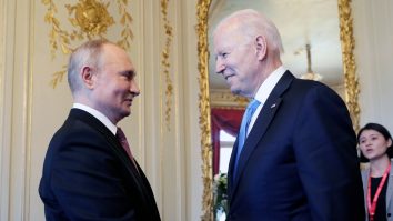 Joe Biden va purta discuții cu Vladimir Putin despre negocierile de securitate. Ce alte teme vor fi abordate