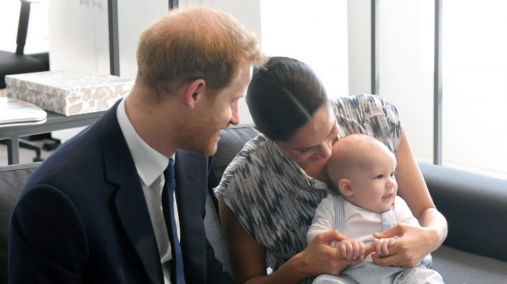 Copiii lui Meghan și Harry încă nu sunt recunoscuți ca Prinț și Prințesă, după moartea Reginei