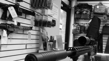 Statul care le oferă locuitorilor șansa de a câștiga o armă dacă se vaccinează împotriva Covid-19