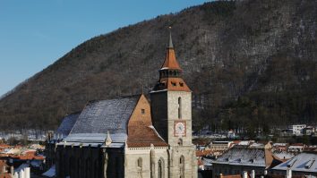 Prima biserică din România care devine centru de vaccinare. Oamenii vor fi vaccinaţi în altar