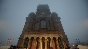 Guvernul a alocat, pe ascuns, 20 de milioane de lei pentru construcția Catedralei Mântuirii Neamului