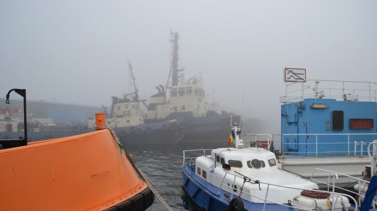 Porturile Constanţa Nord, Constanţa Sud-Agigea şi Midia, închise din cauza ceții