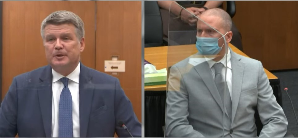 Derek Chauvin a fost condamnat la 22 de ani și jumătate de închisoare cu executare pentru uciderea lui George Floyd