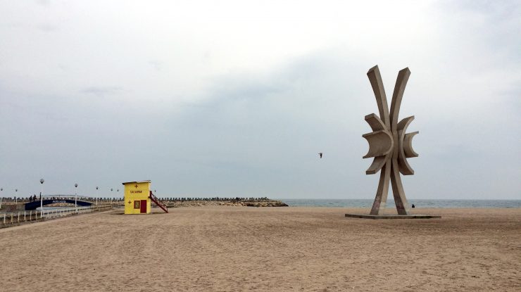 Scandal în stațiunea Costinești. Cel puțin doi bărbați au fost înjunghiaţi