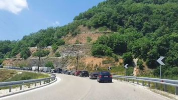 Cozi infernale la intrarea în Grecia. Motivul pentru care sute de mașini așteaptă la vamă