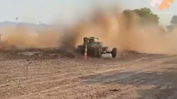 Opt persoane, rănite după ce o mașină de curse a intrat în mulțime. Trei victime sunt în stare critică. VIDEO