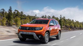GALERIE FOTO. Cum arată noul model Dacia Duster și când va fi disponibil