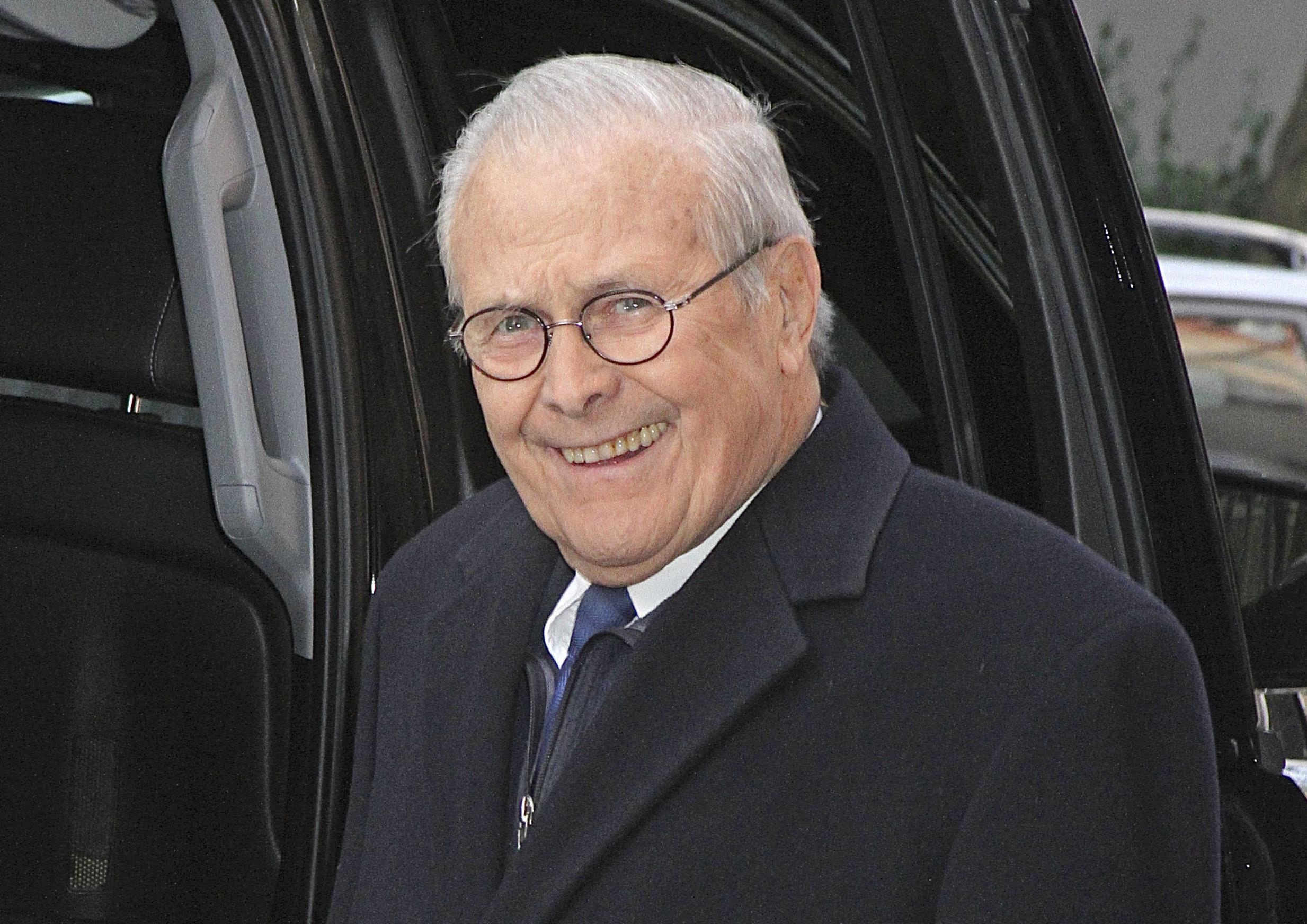 A murit Donald Rumsfeld. A fost șeful Pentagonului pe timpul războiului din Iugoslavia și atacarea Serbiei