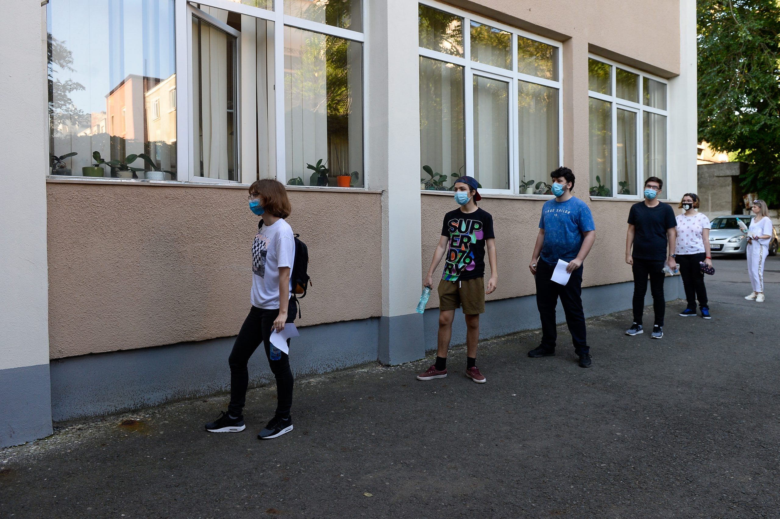 Peste 133.000 de elevi încep luni examenul de Bacalaureat cu proba la Limba română. Ce reguli trebuie să respecte