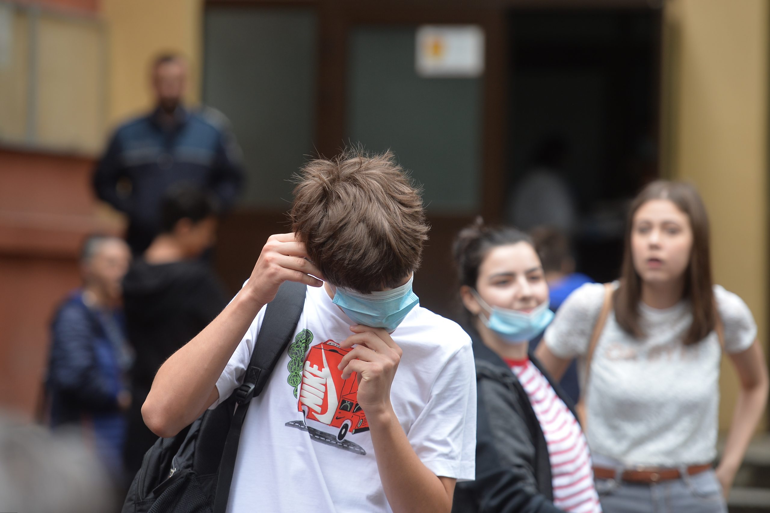 Sorin Grindeanu susține că elevii de etnie maghiară sunt discriminați pozitiv la Evaluarea Națională. „Nu este corect față de restul elevilor”