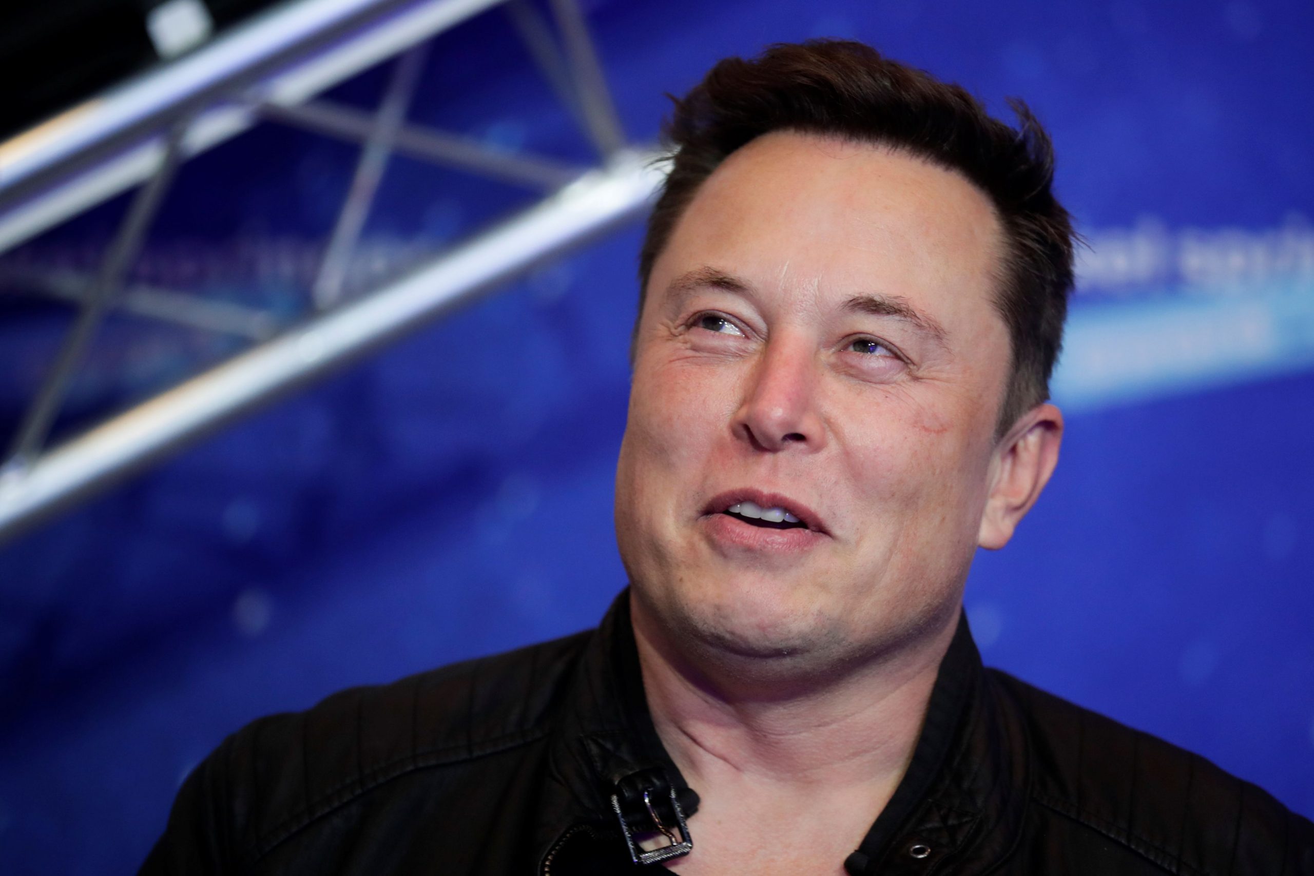 Elon Musk nu continuă să ne uimească! Tesla începe să accepte DOGECOIN, criptomoneda meme - diepoddie.fr