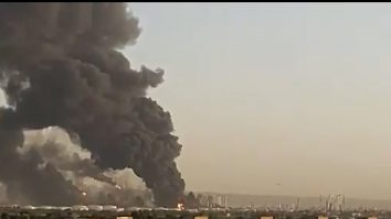 Explozie urmată de incendiu, la o rafinărie situată în apropiere de Teheran. VIDEO