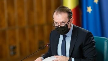Premierul Florin Cîțu, în ședința de Guvern.