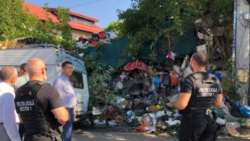 Poliția Locală din Sectorul 1 intervine în scandalul gunoaielor.
